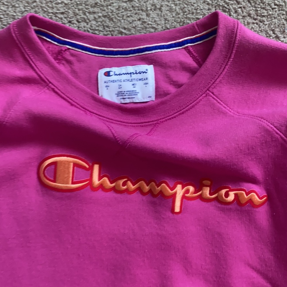 champion crewneck!! - Picture 2 of 3